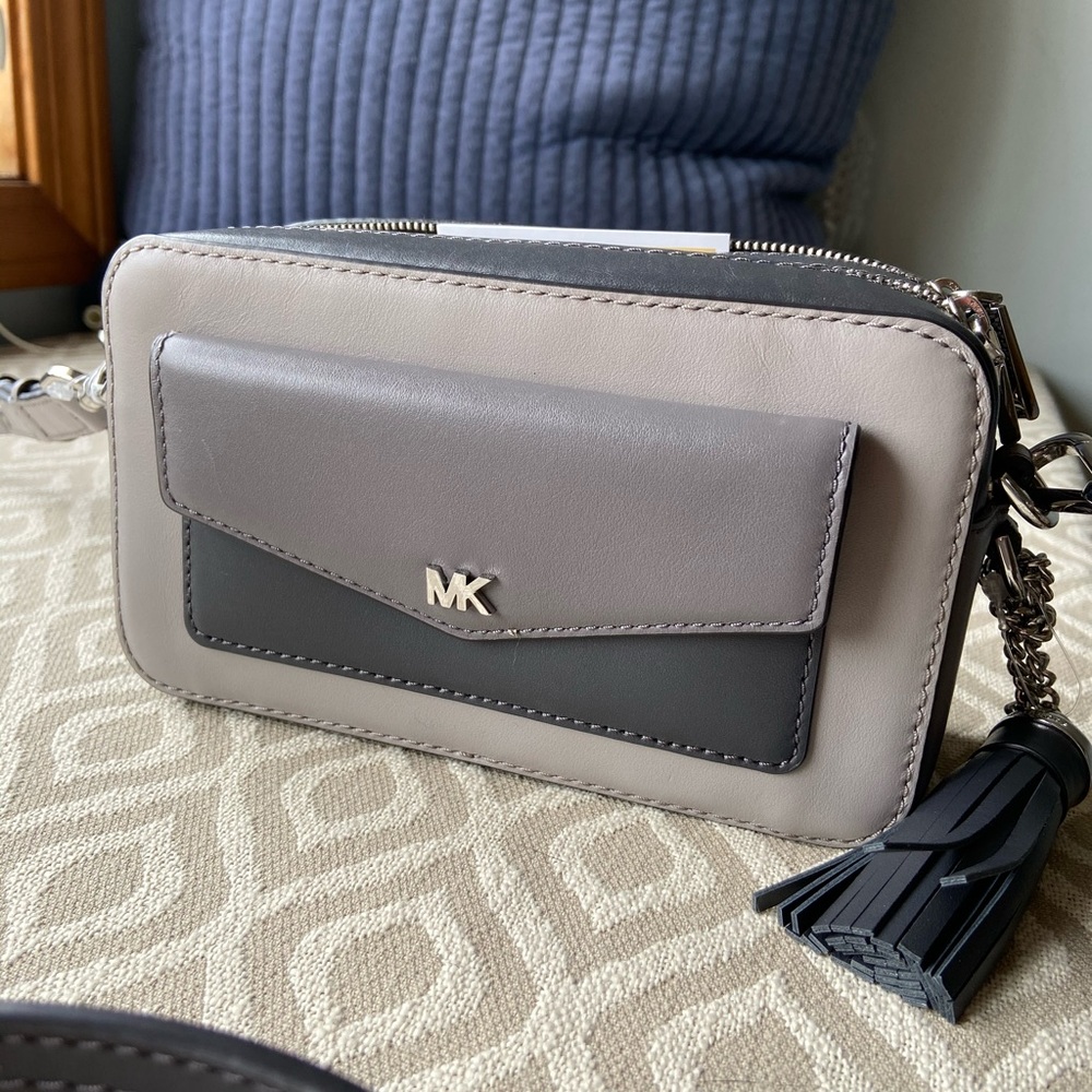 Michael Kors xsmall crossbody bag